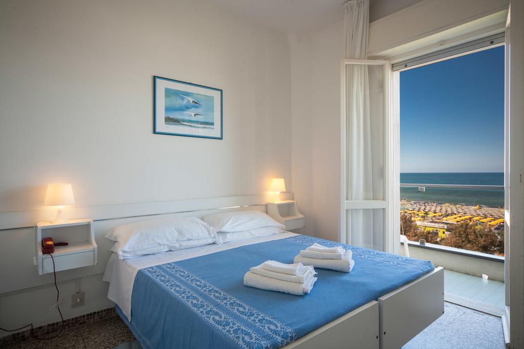 Hotel Madison Riccione Zewnętrze zdjęcie
