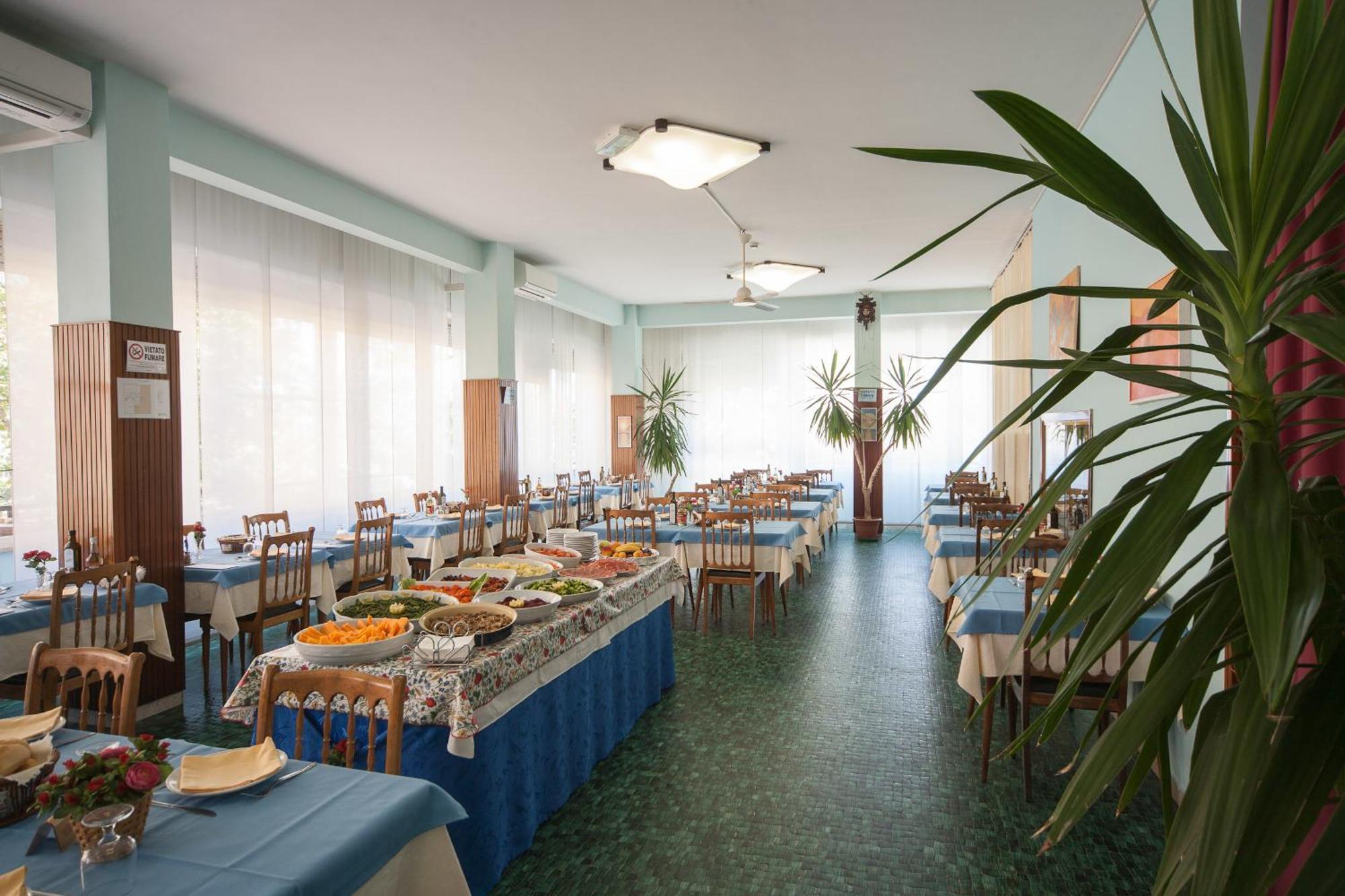 Hotel Madison Riccione Zewnętrze zdjęcie