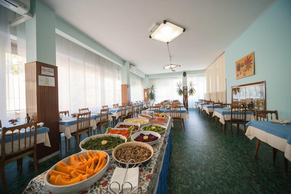 Hotel Madison Riccione Zewnętrze zdjęcie